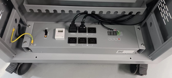 Chargeur à courant alternatif Chargeur à courant continu Chargeur et USB Type A Type C Vault Storage iPad Chargeur avec roues Pour la salle de classe