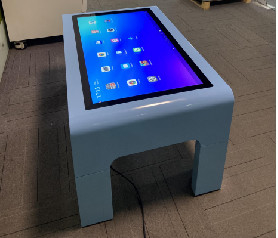 CE 6 points affichage de kiosque à LED affichage numérique interactif 60HZ pour la publicité commerciale