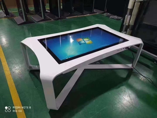 Moderne Design 32 pouces Capacitive Touch Table 350cd/m2 Port USB pour les enfants joueur de jeu enseignement scolaire avec android ou gagner