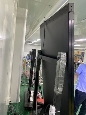 Surveiller et analyser les campagnes publicitaires numériques Surveiller la publicité numérique avec un suivi en temps réel et un type d'installation de support mural ou au sol