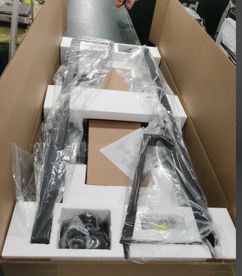 Téléviseur mobile réglable en hauteur pour affichage de 65"-100"