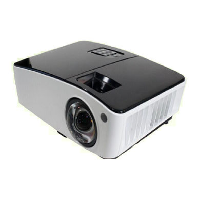 Projecteur portatif laser DLP à courte portée infrarouge Whiteboard Multi Touch Smart Board Fonctionne avec un PC Android Projecteur 4K